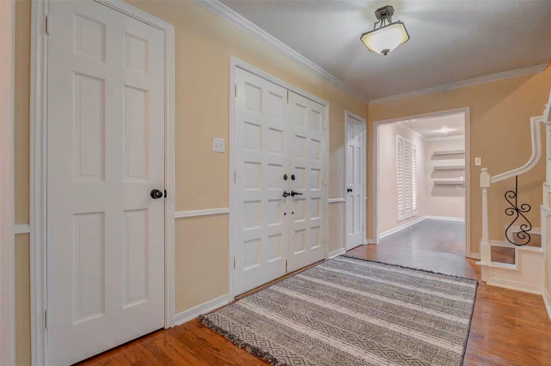 Photo 7 of 6710 Falling Waters Drive, Spring, TX