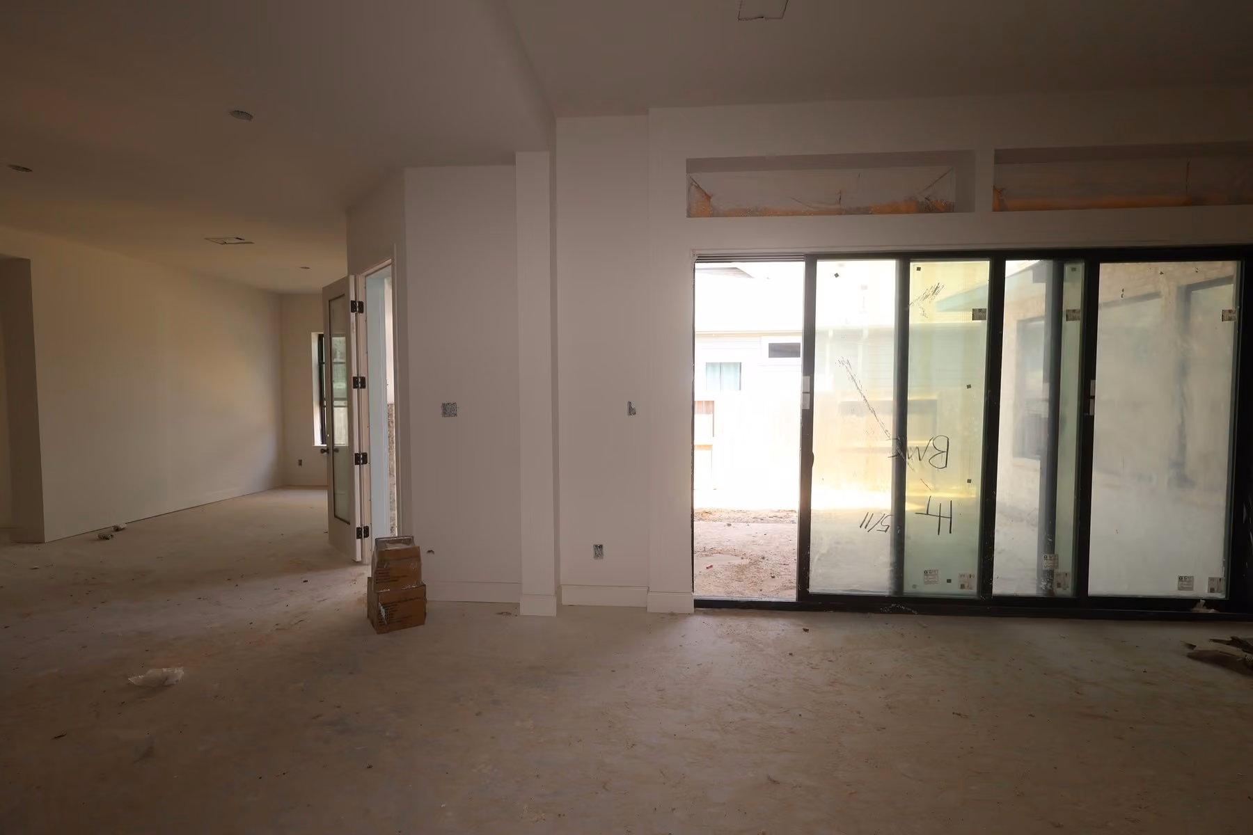 Photo 7 of 11922 Rice View Drive, Mont Belvieu, TX