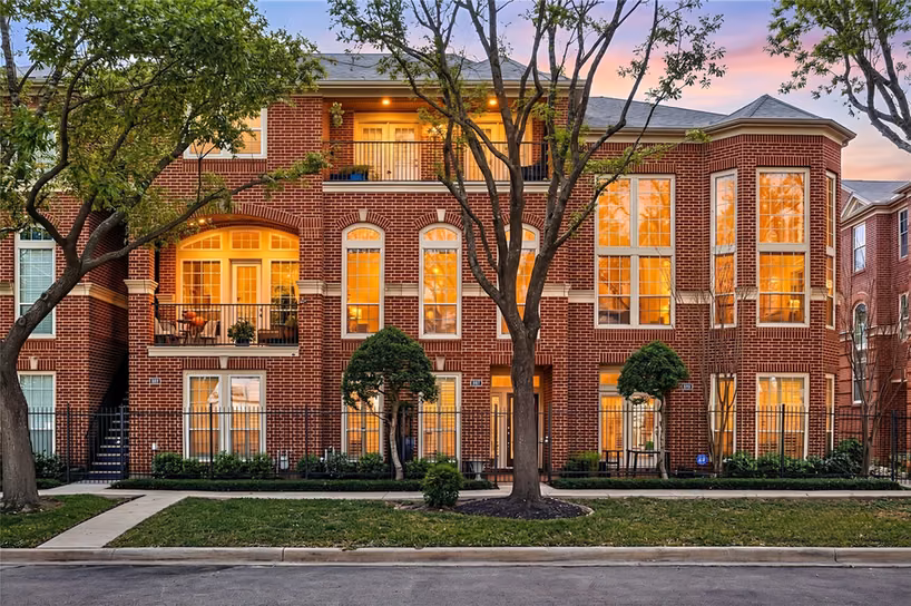 Photo of 416 McGowen Street, Houston, TX