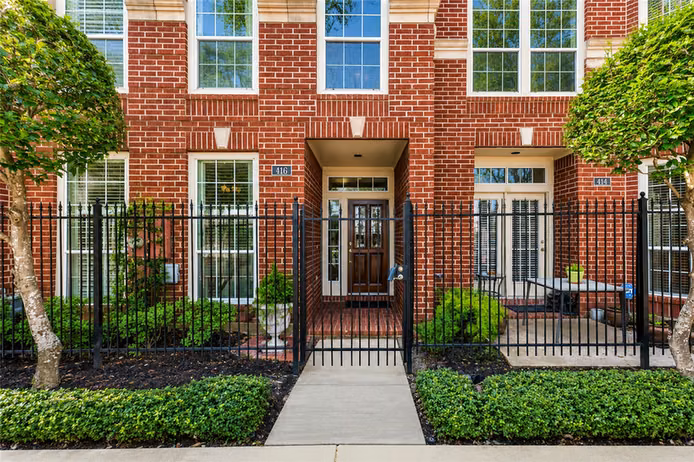 Photo 2 of 416 McGowen Street, Houston, TX