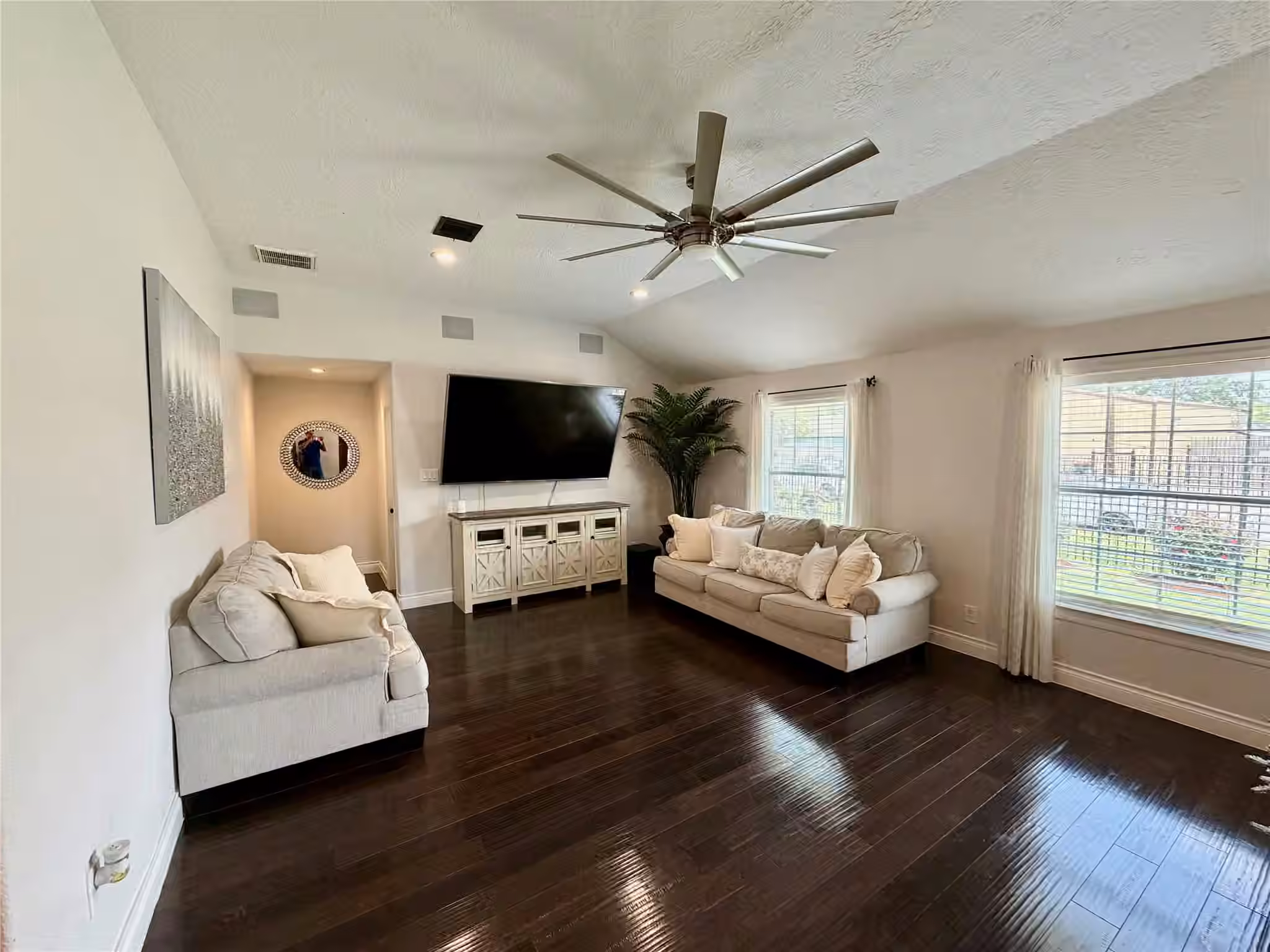 Photo 7 of 14110 Brownsville Street, Houston, TX