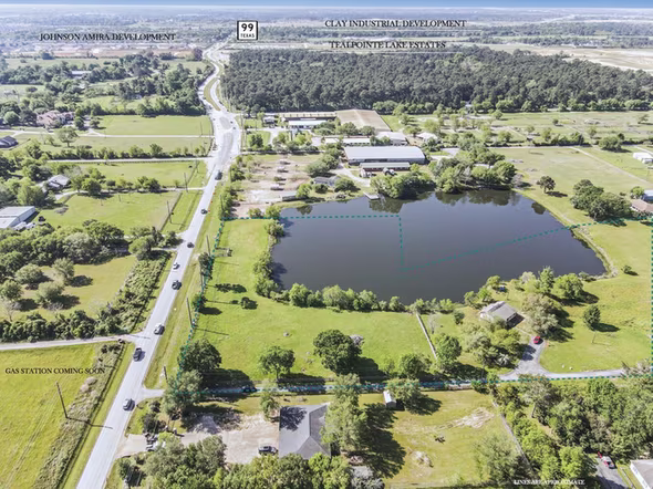 Photo 2 of 21645 Mueschke Road, Tomball, TX