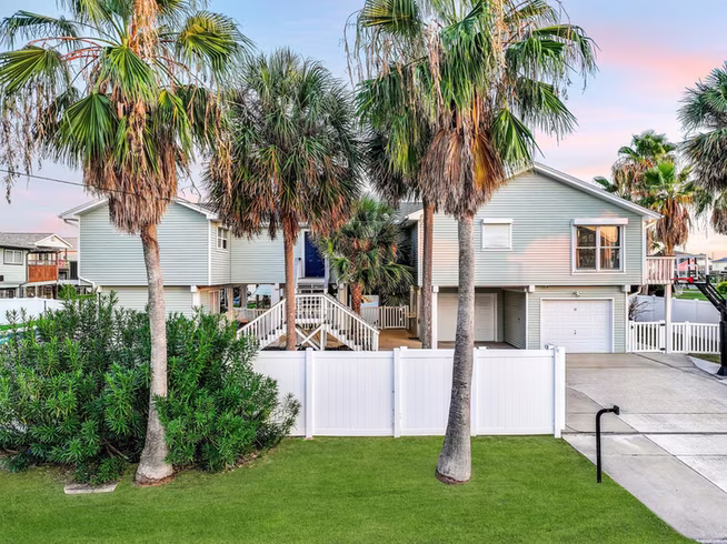 Photo 2 of 22113 Lampasas Drive, Galveston, TX