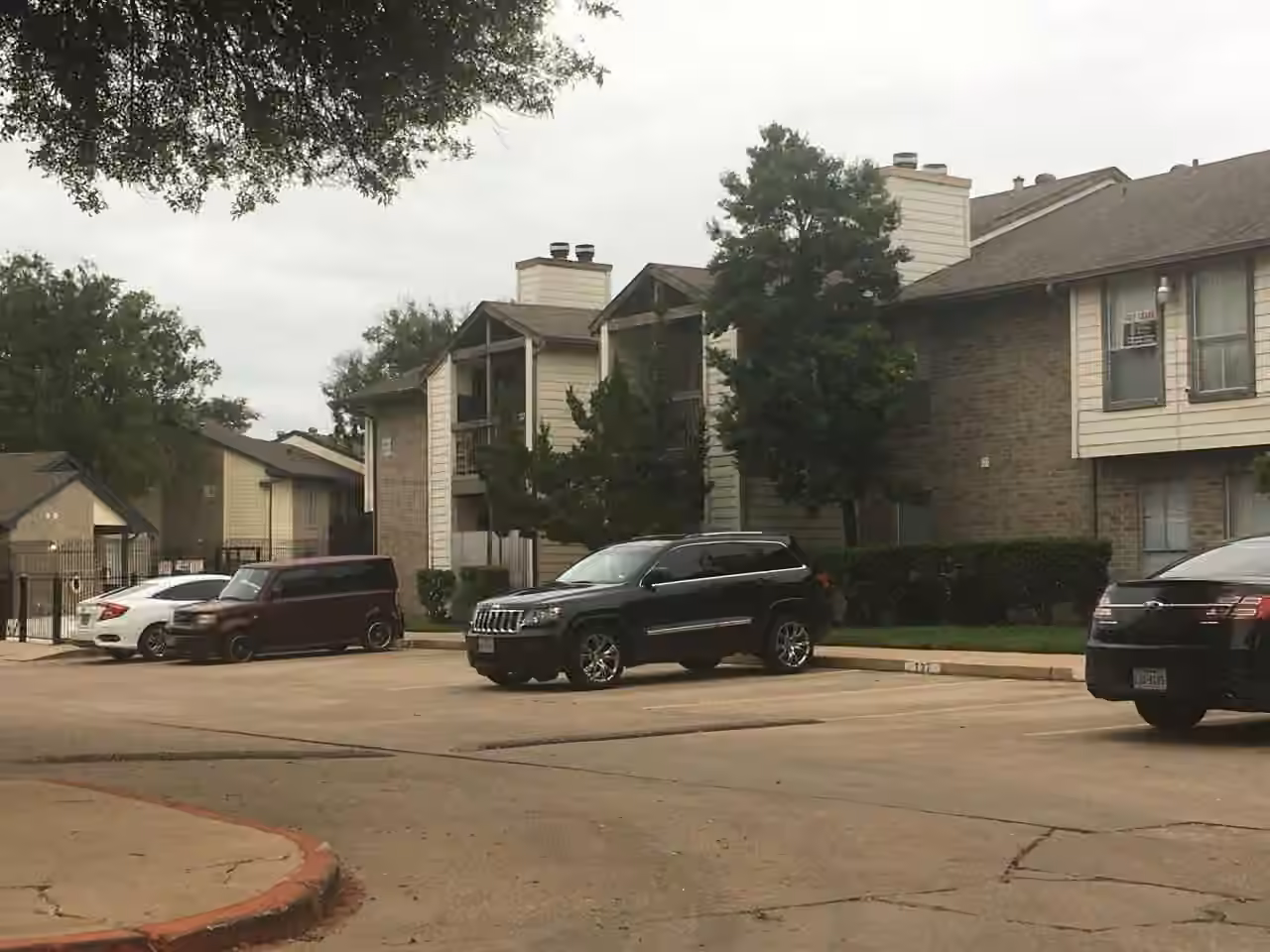Photo 5 of 12615 Brookglade Circle 407, Houston, TX