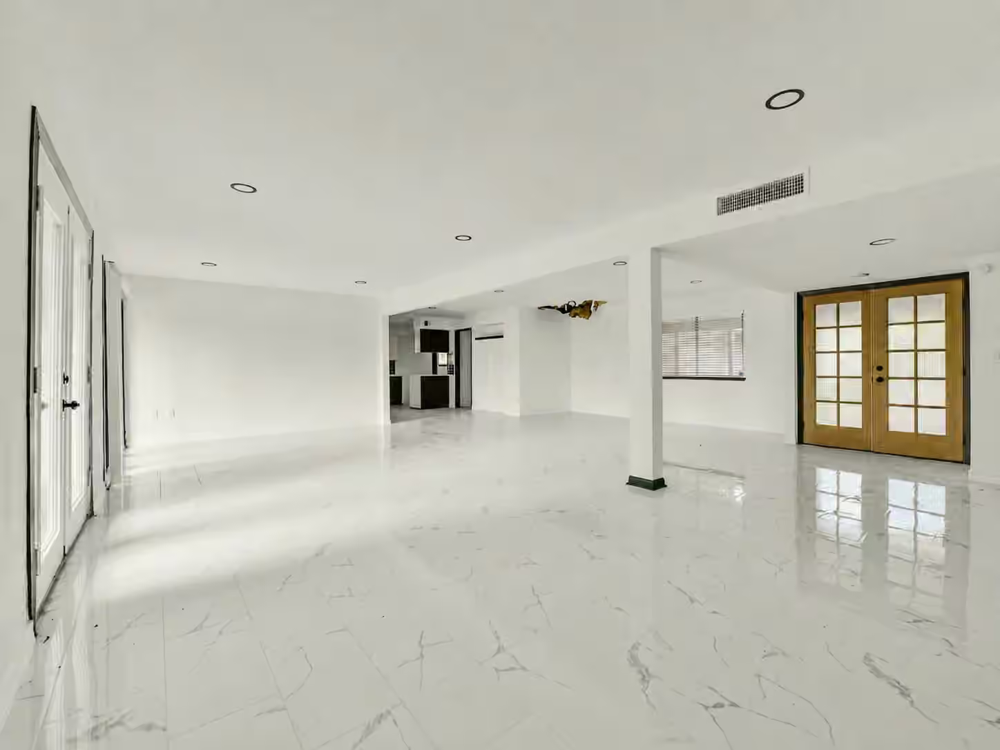 Photo 6 of 1616 Redway Lane, Houston, TX