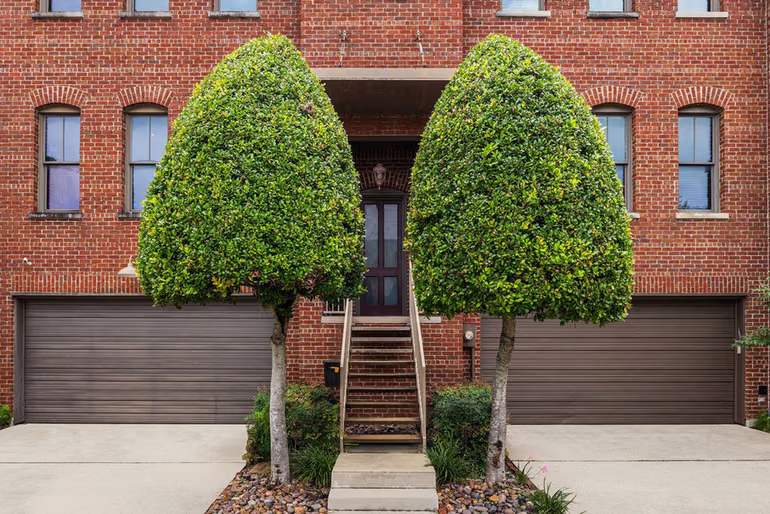 Photo 2 of 932 Knox Street, Houston, TX