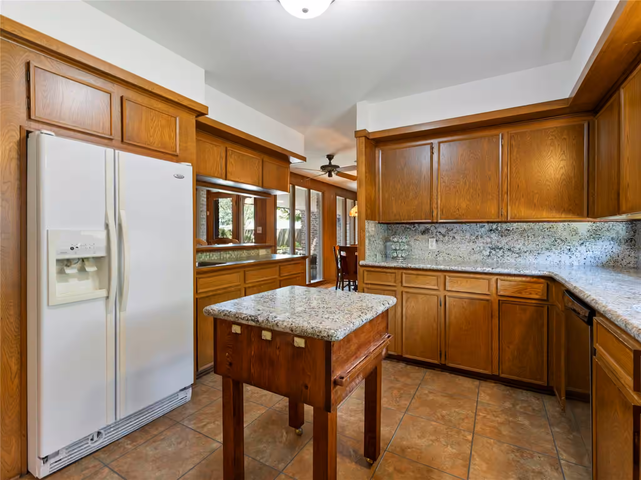 Photo 4 of 2721 Oak Drive, Bay City, TX