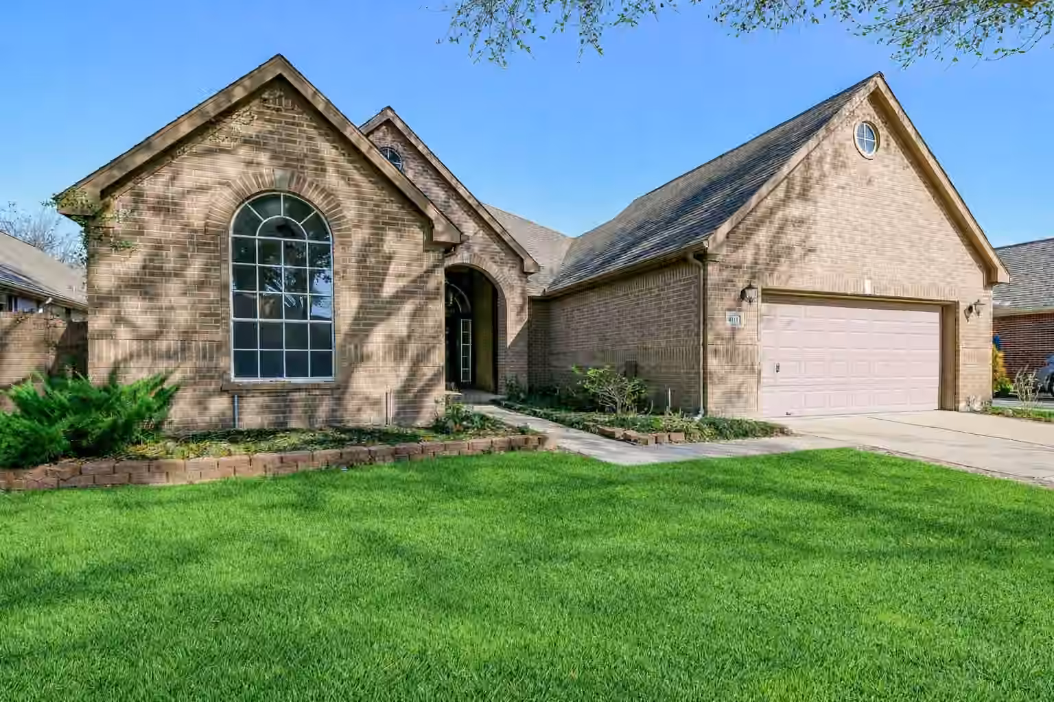 Photo 2 of 4111 Clubhollow, Katy, TX