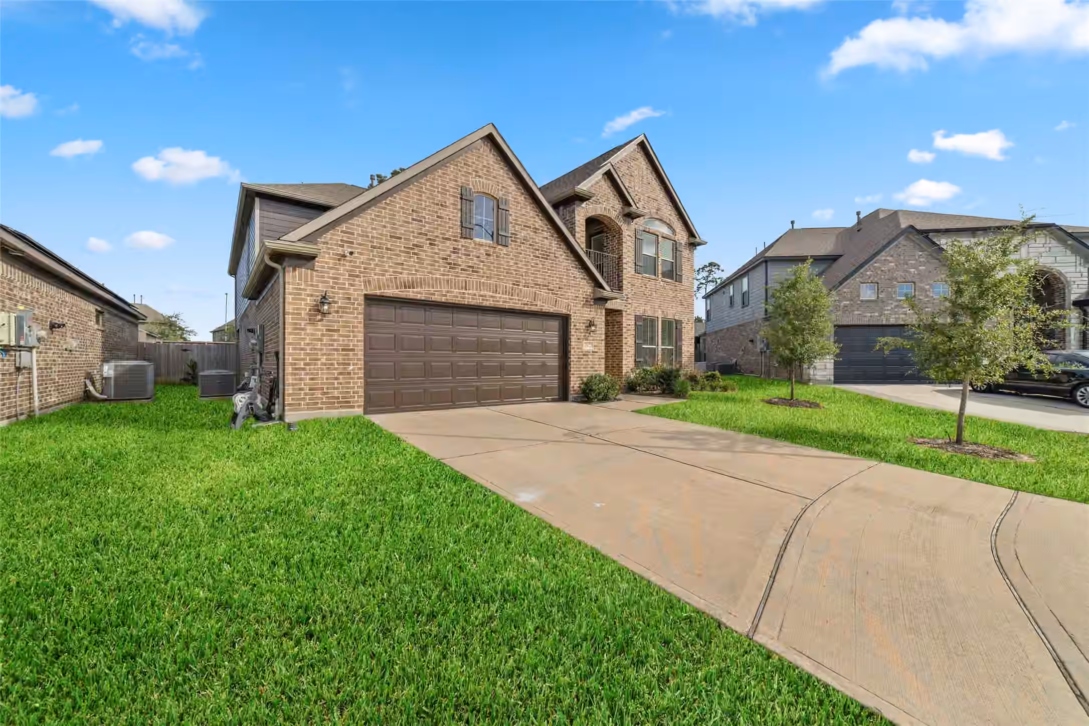 Photo 2 of 2802 Knotty Forest Drive, Spring, TX