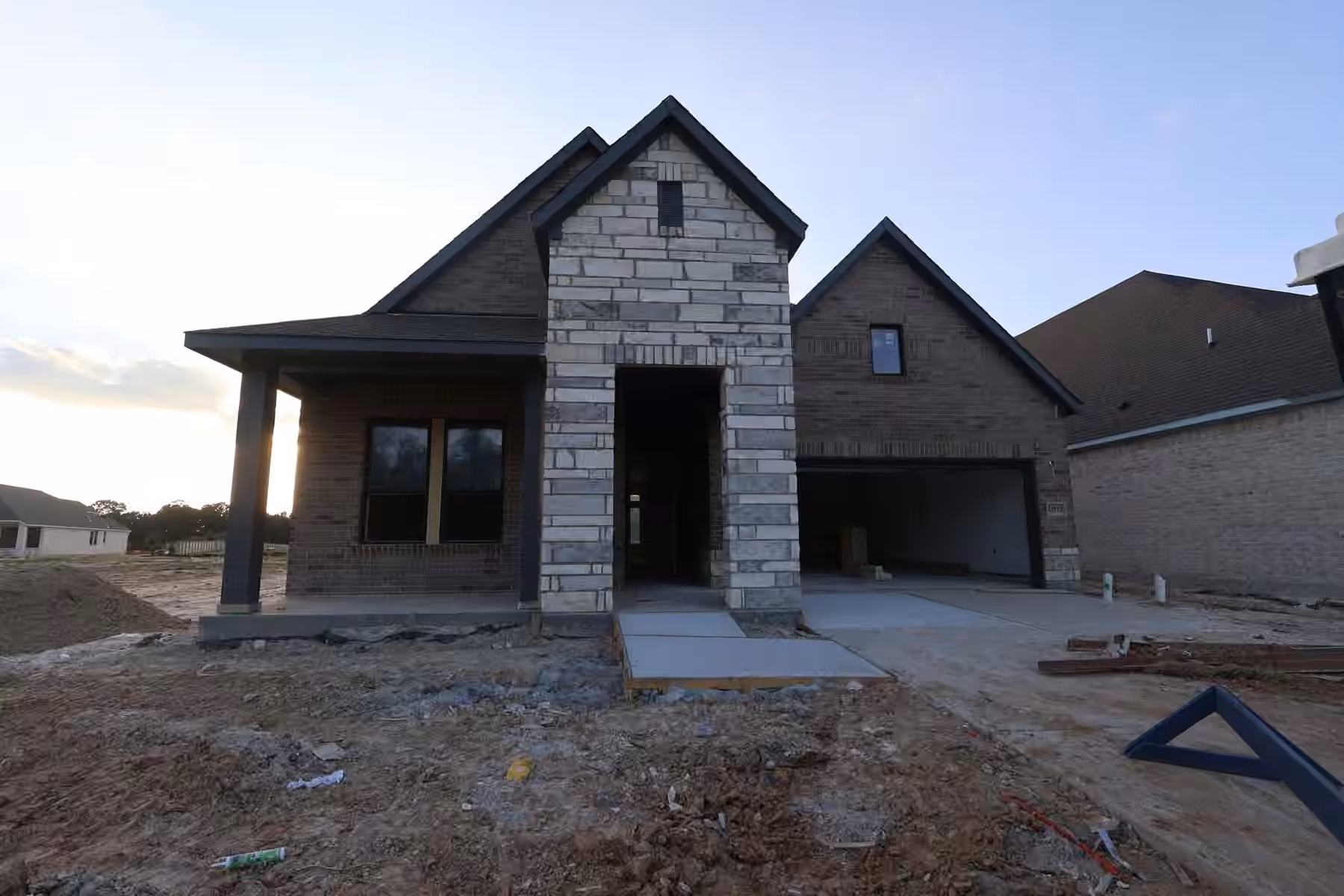 Photo 5 of 21932 Rolling Greens Road, Porter, TX