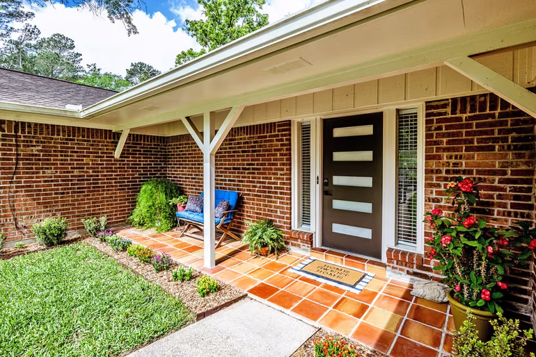 Photo of 1905 Rollingwood Drive, Huntsville, TX 77340