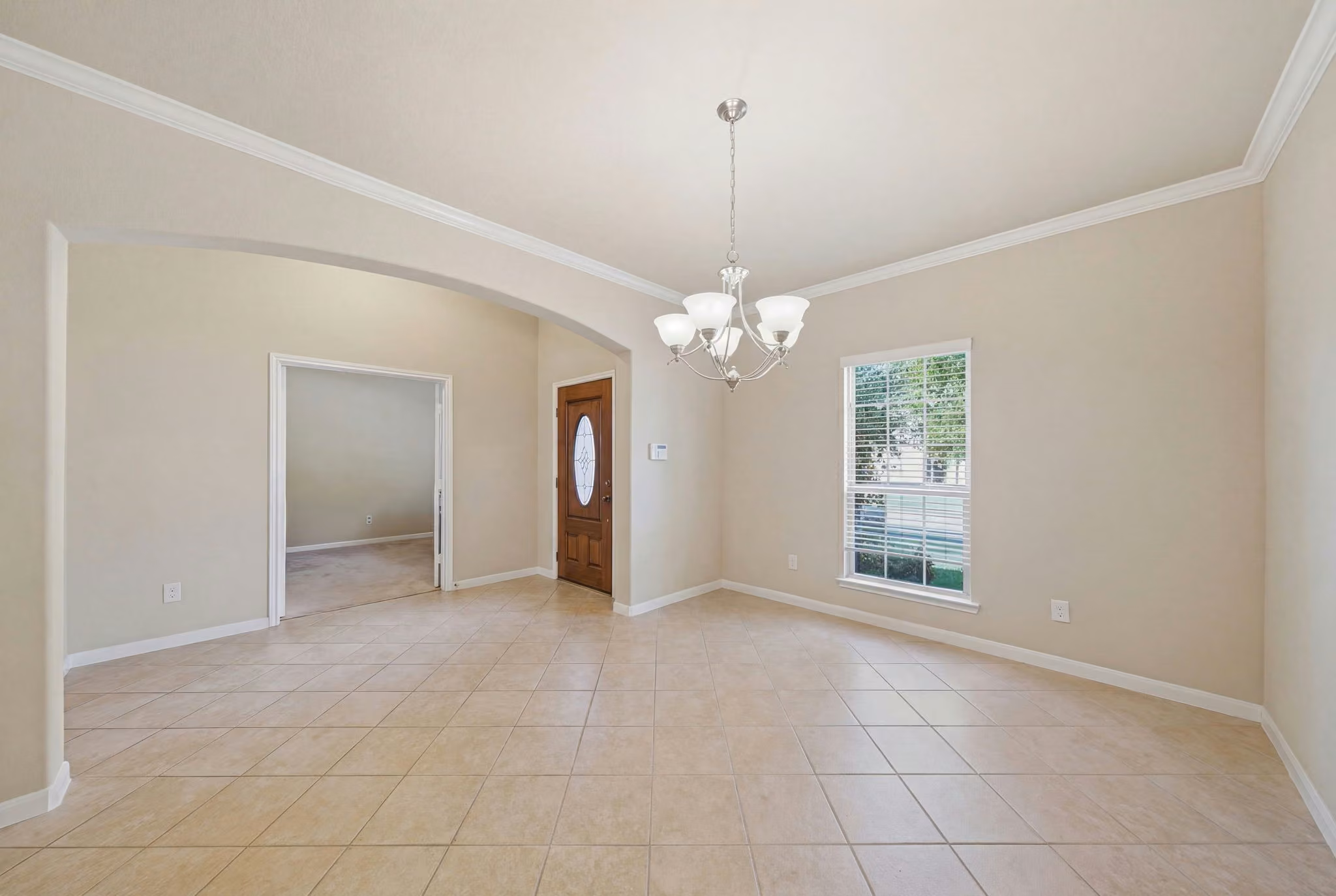 Photo 5 of 7618 Willow School Drive, Spring, TX