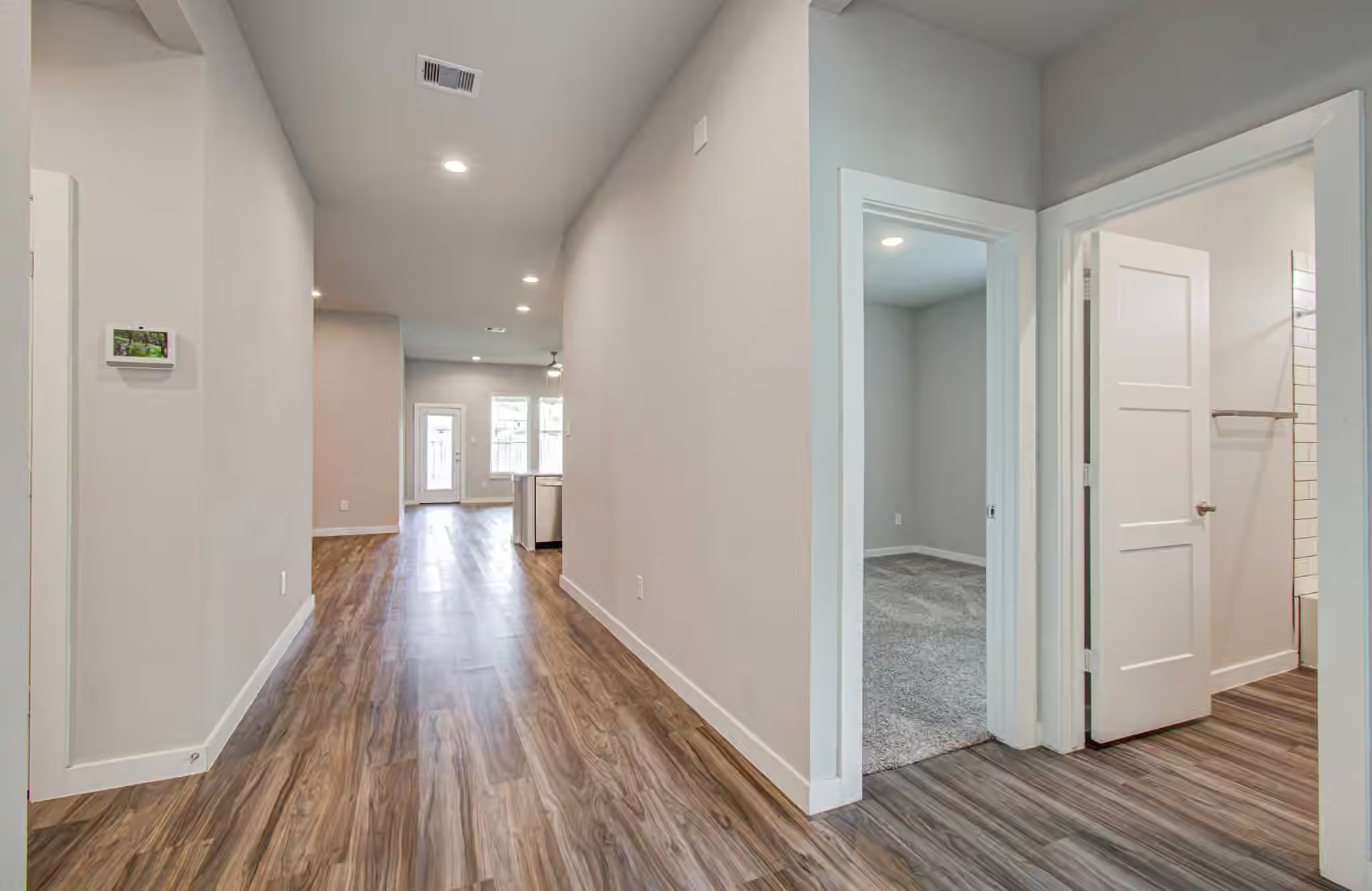 Photo 3 of 10026 Angelina Woods Lane, Conroe, TX