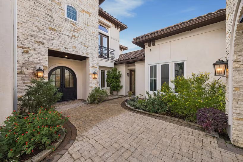 Photo 3 of 507 Constellation Boulevard, League City, TX