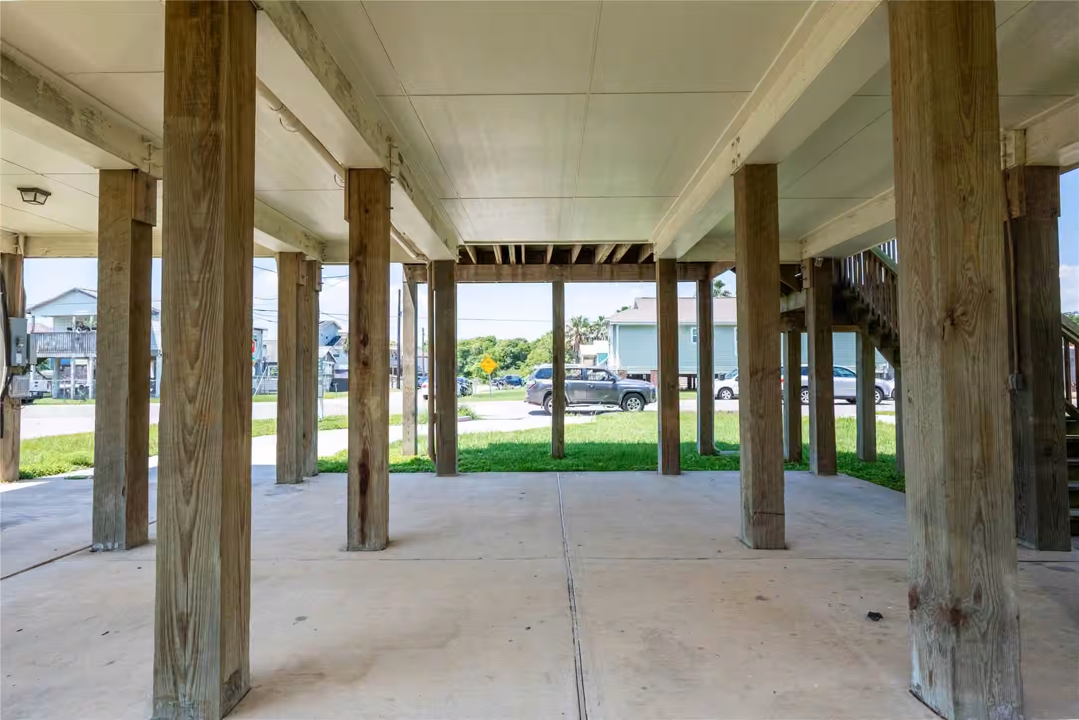 Photo 6 of 1728 69th Street, Galveston, TX