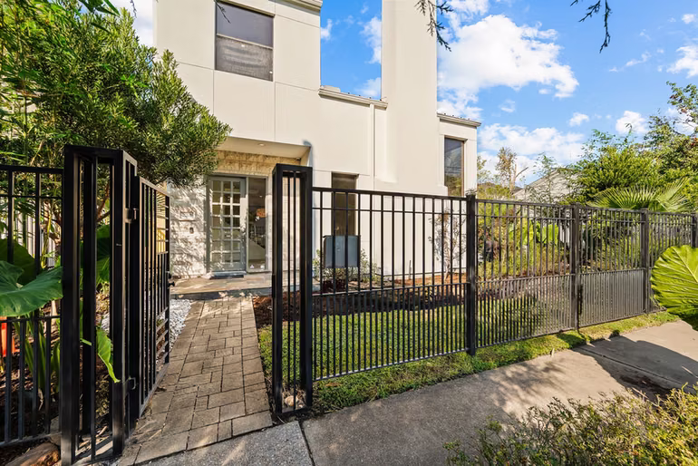Photo 3 of 235 Malone Street, Houston, TX