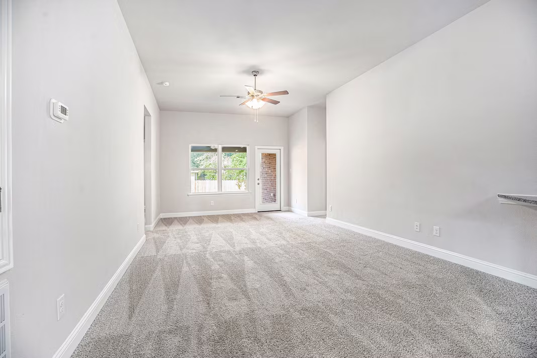 Photo 3 of 424 Bryan Way, Angleton, TX