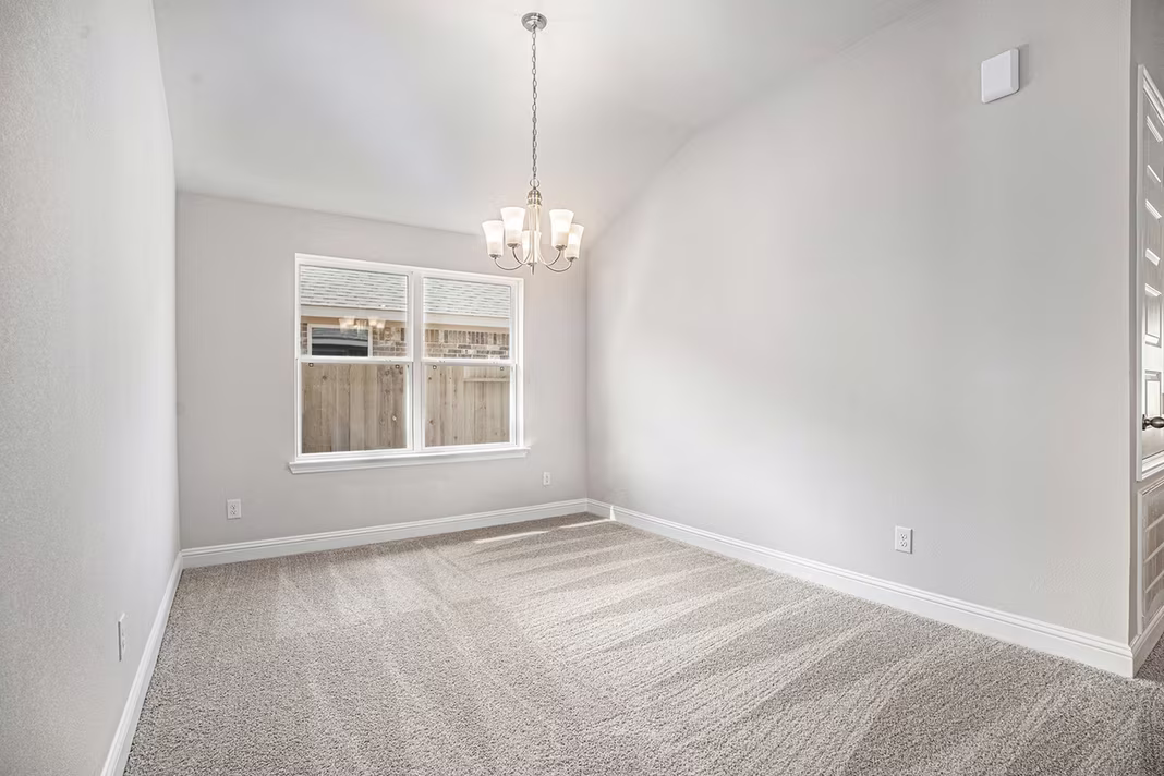 Photo 4 of 424 Bryan Way, Angleton, TX