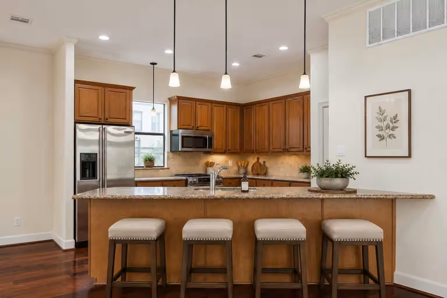 Photo 6 of 415 Tuam Street, Houston, TX