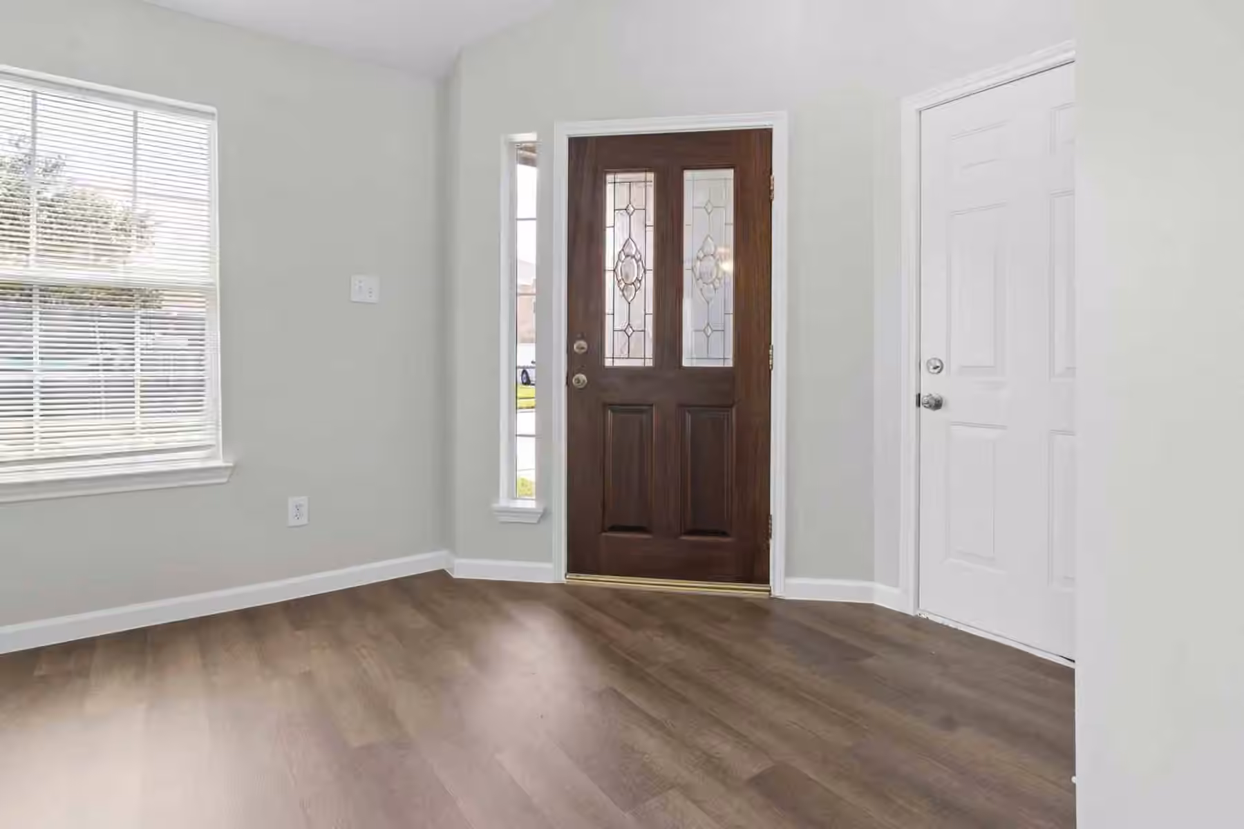 Photo 5 of 4543 Noble Court, Baytown, TX