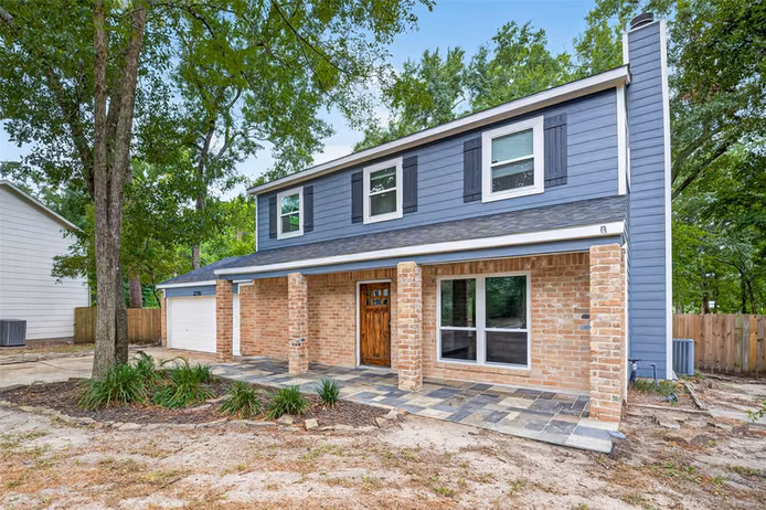 Photo 3 of 2716 Echo Street, The Woodlands, TX