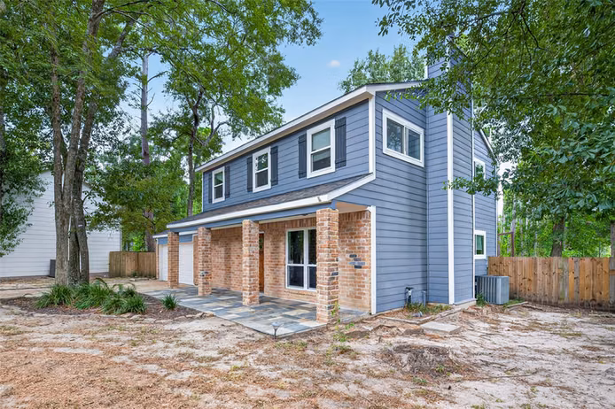 Photo 4 of 2716 Echo Street, The Woodlands, TX