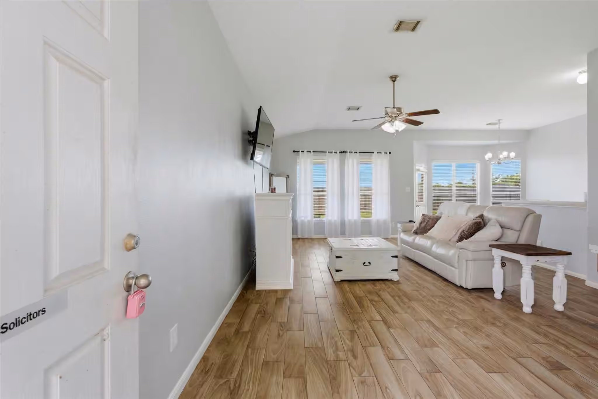 Photo 3 of 10707 Mocker Nut Street, Baytown, TX