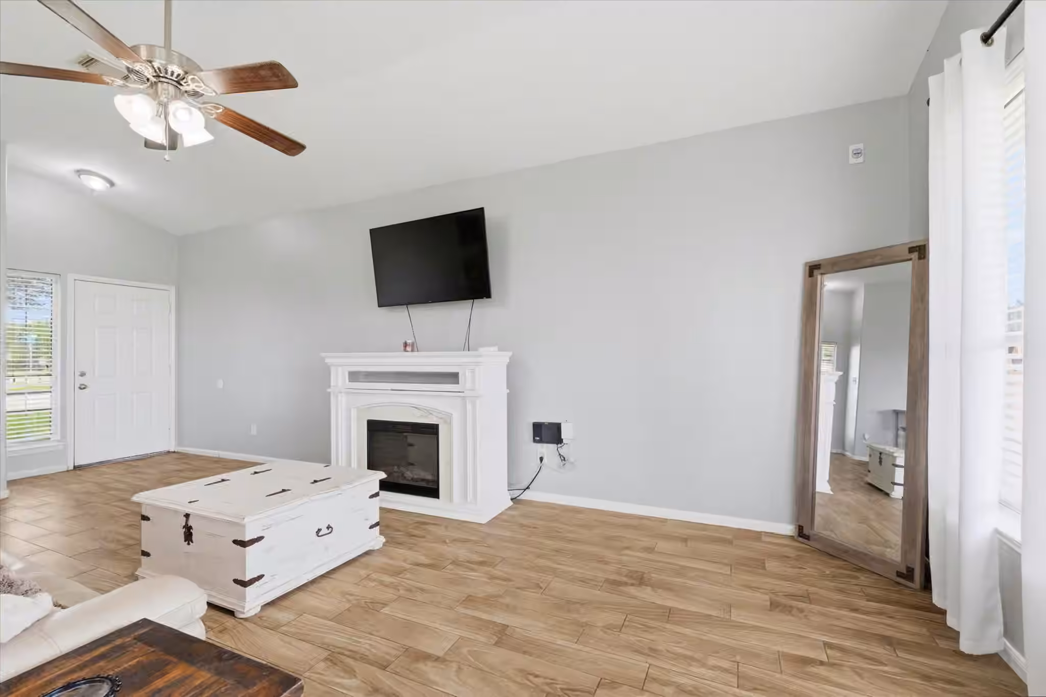 Photo 4 of 10707 Mocker Nut Street, Baytown, TX