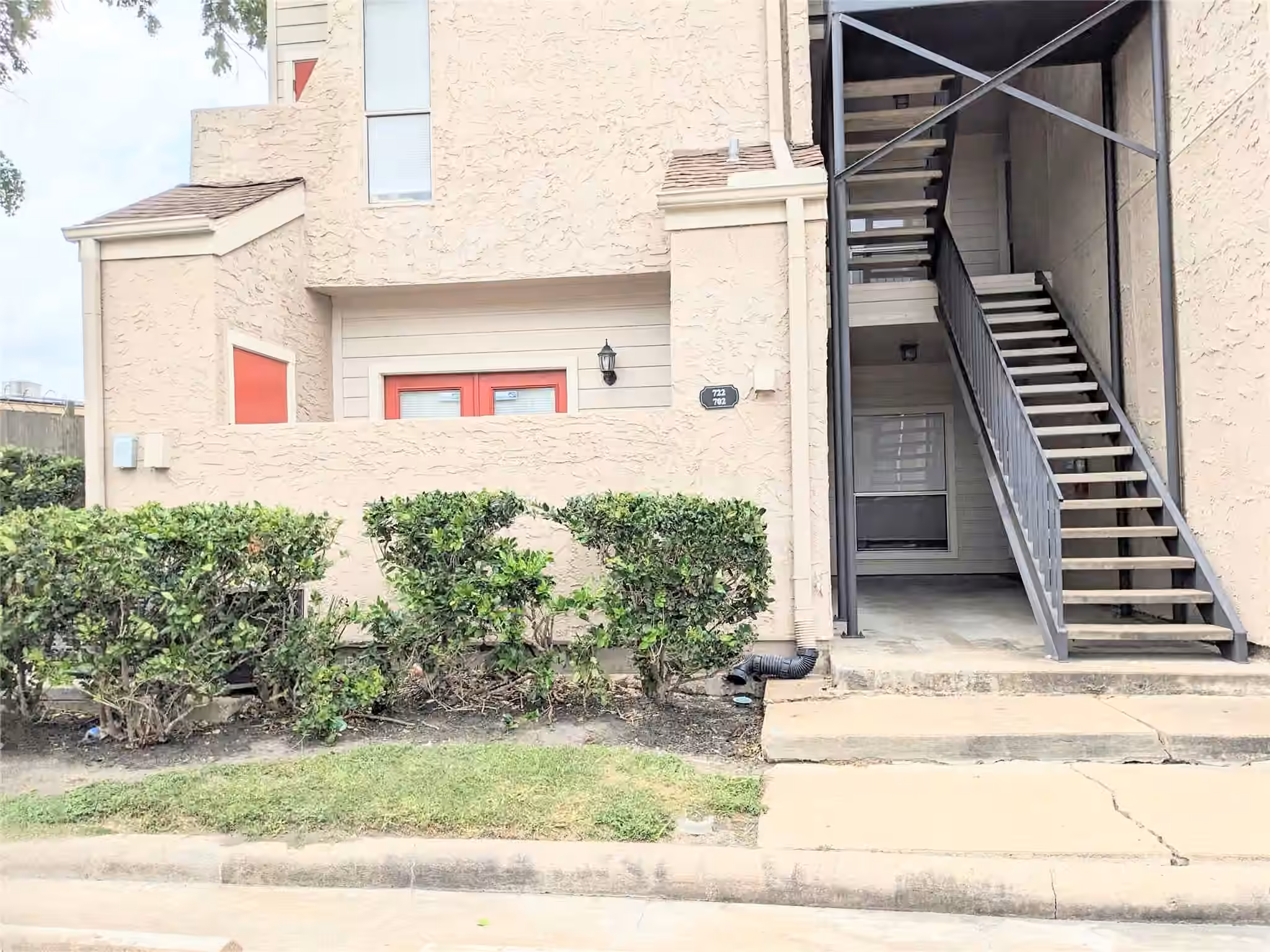 Photo of 10855 Meadowglen Lane 702, Houston, TX