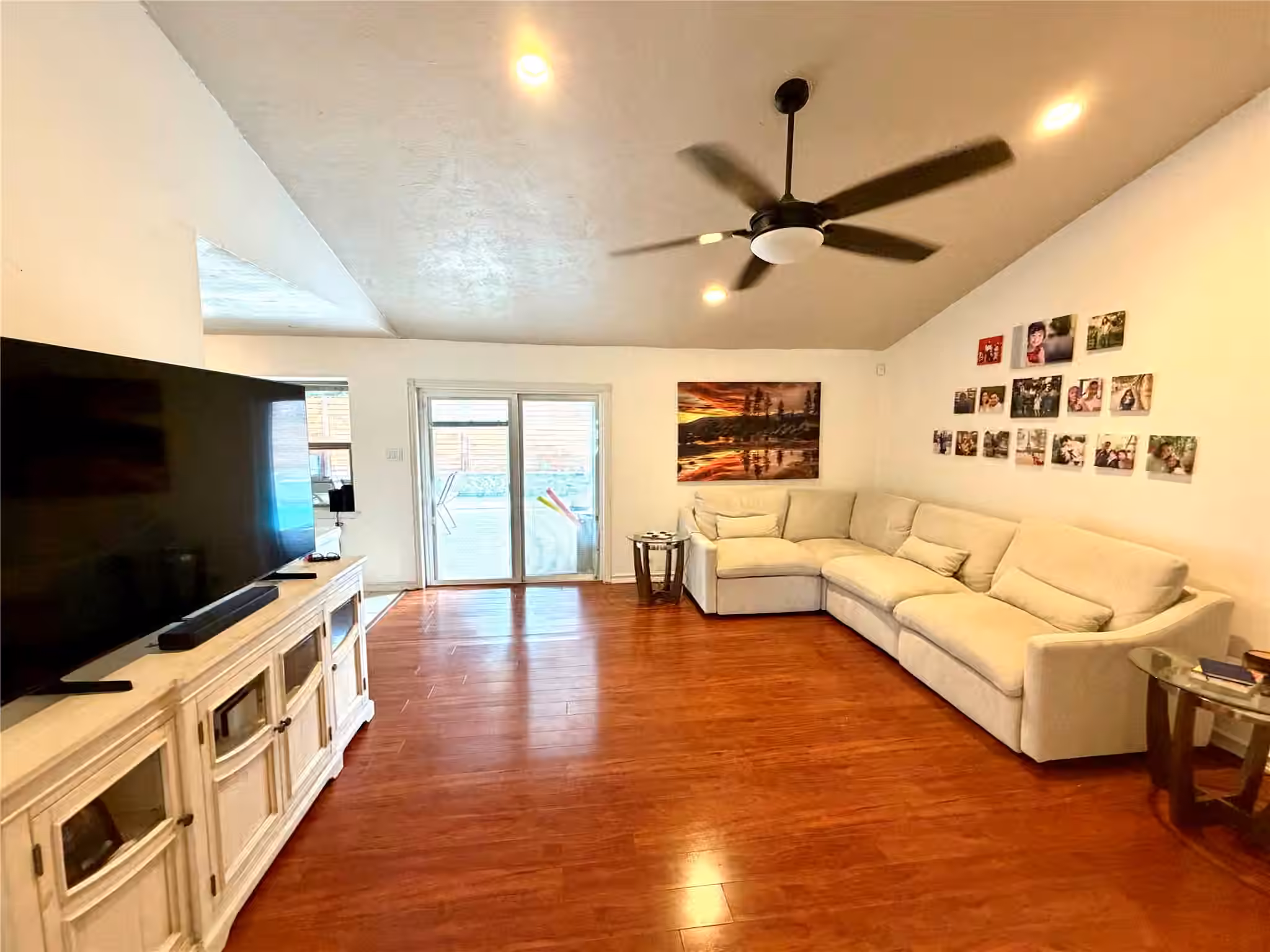 Photo 7 of 22306 Acorn Valley Drive, Spring, TX