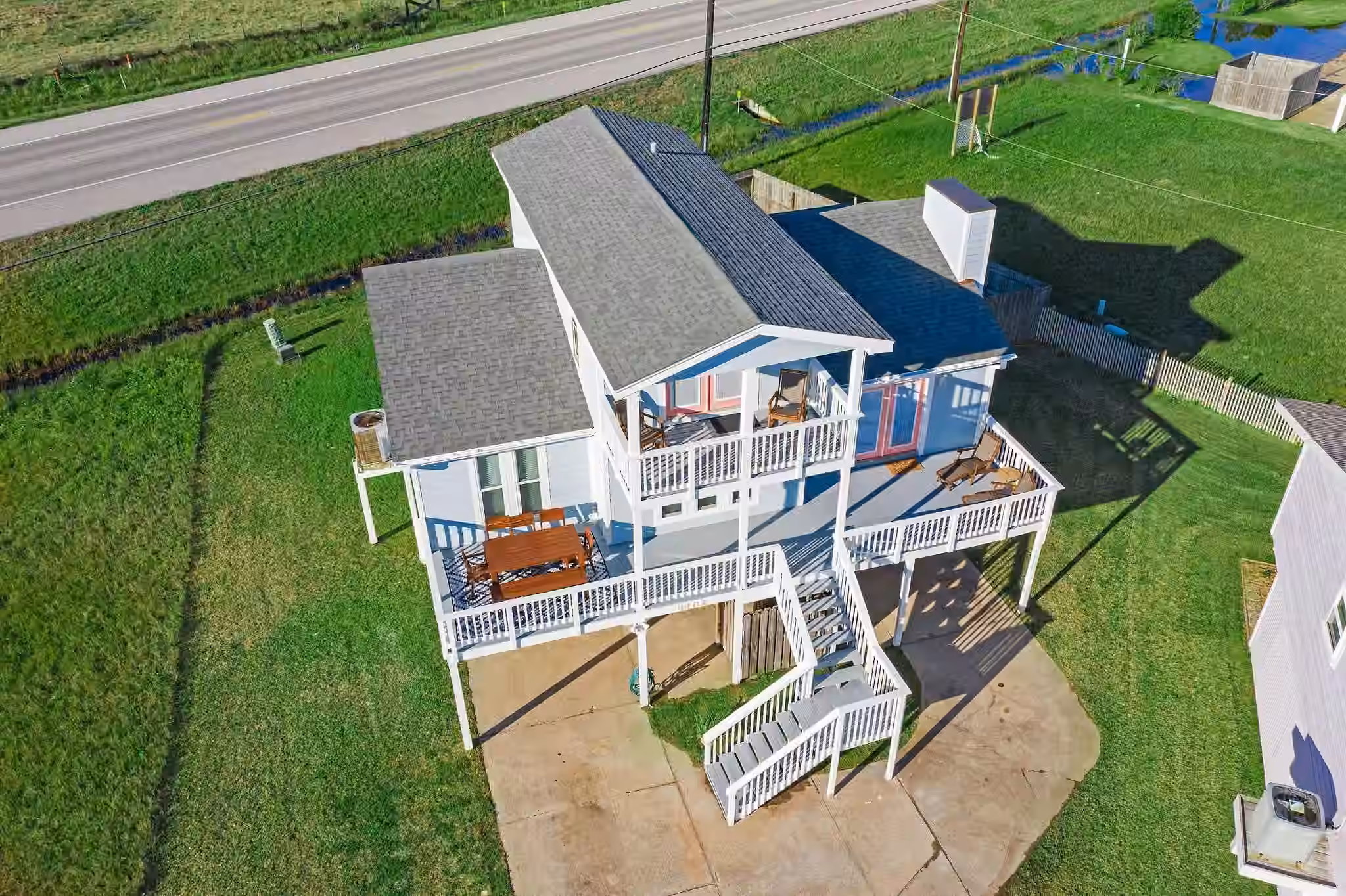 Photo 3 of 4402 Tampico Way, Galveston, TX