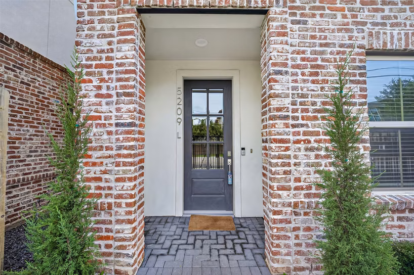 Photo 6 of 5209 Allen Street L, Houston, TX
