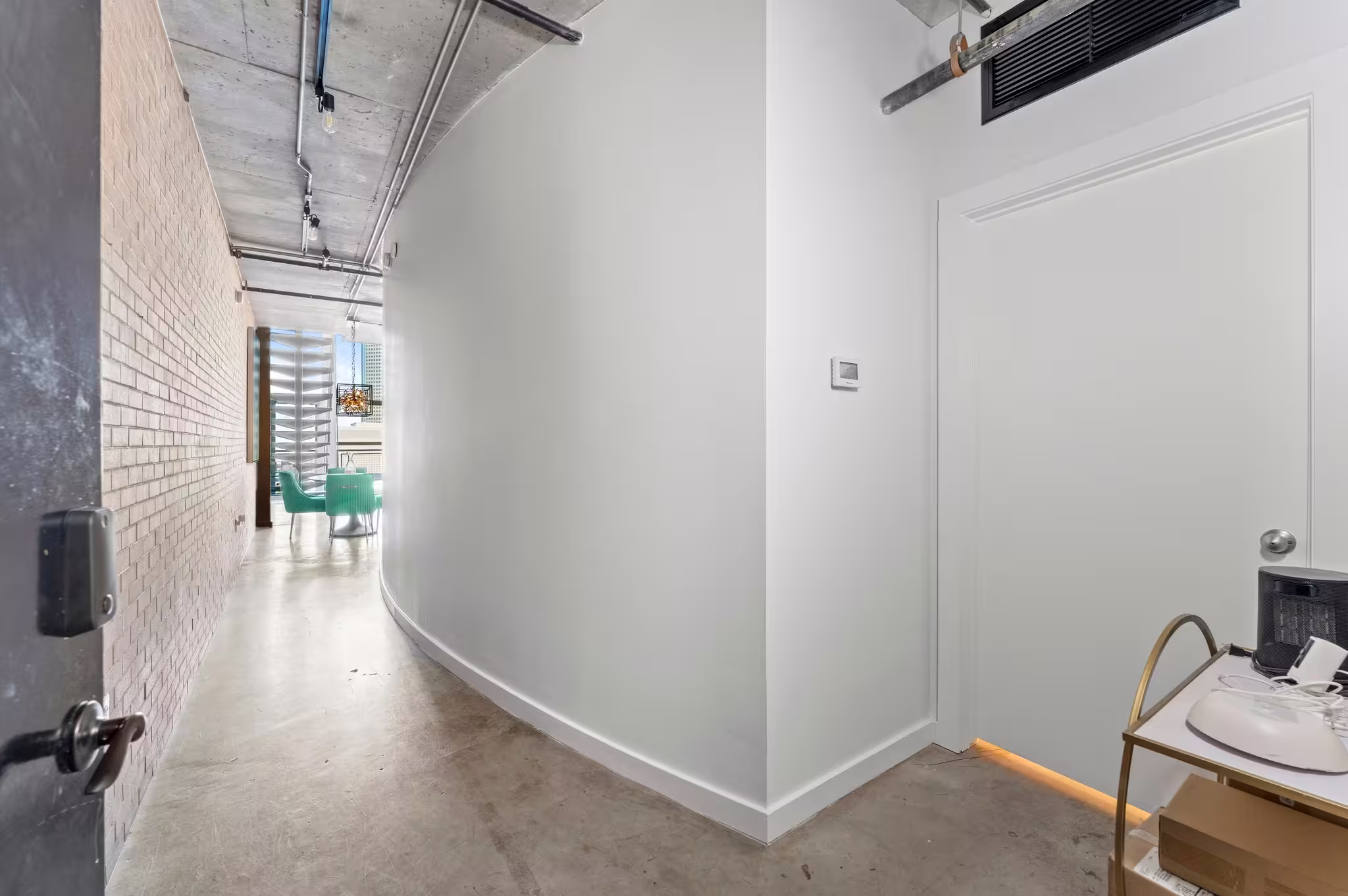 Photo 4 of 2000 Bagby Street 7416, Houston, TX