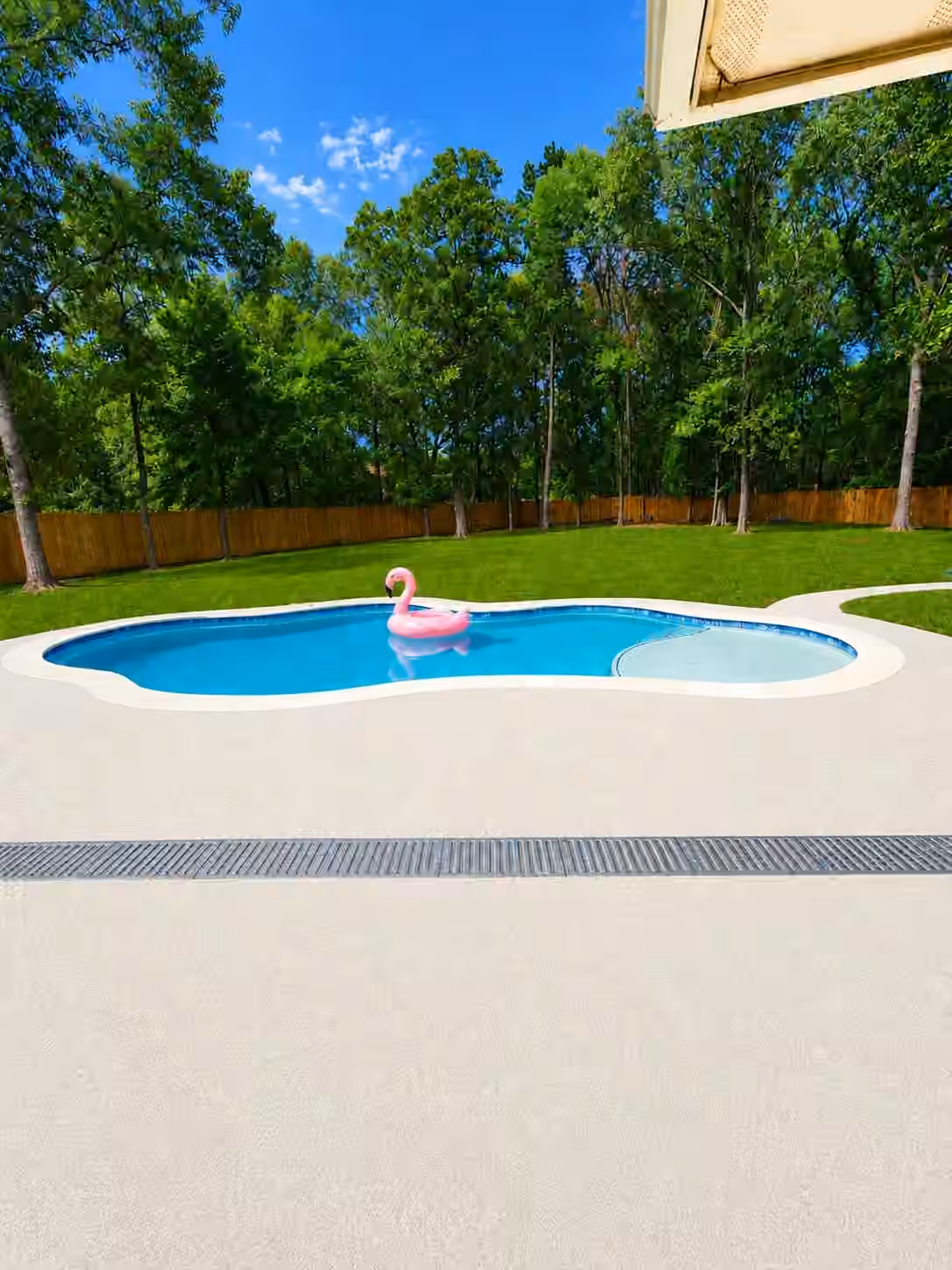Photo 2 of 11357 Lake Oak Drive, Montgomery, TX