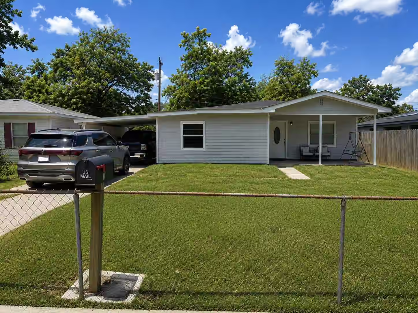 Photo 2 of 310 W Francis Street, Baytown, TX