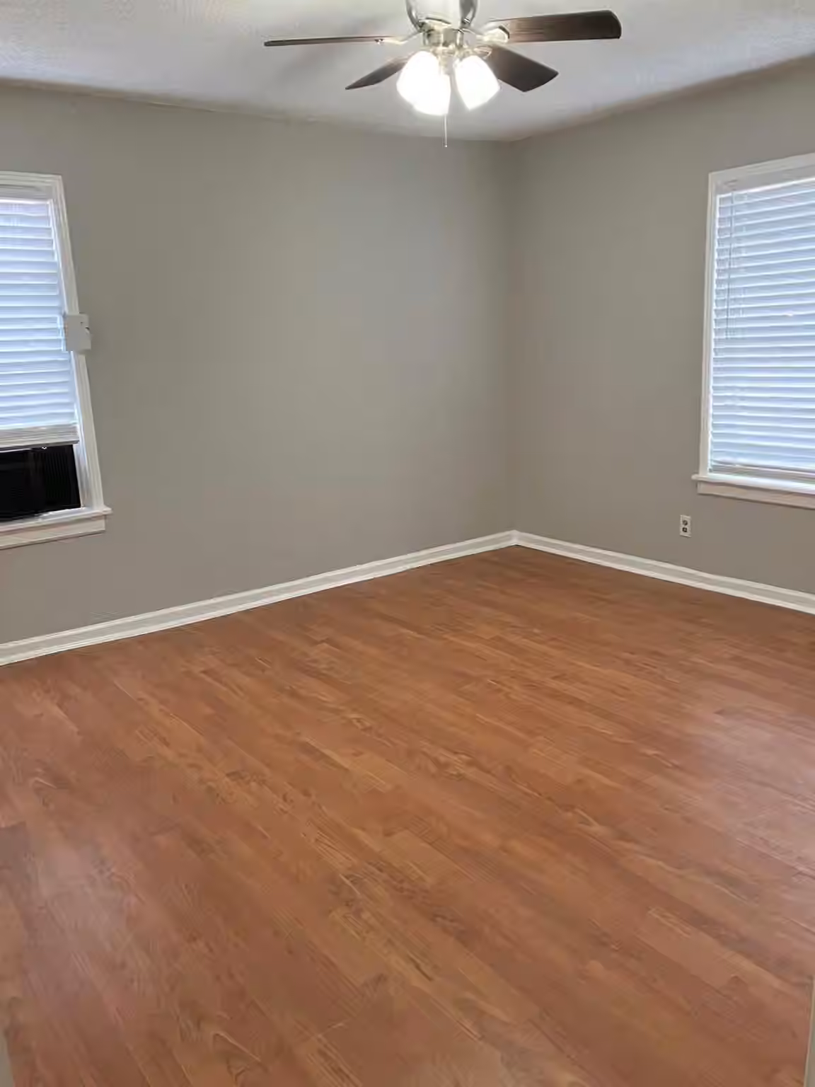 Photo 6 of 3445 Mount Pleasant Street, Houston, TX