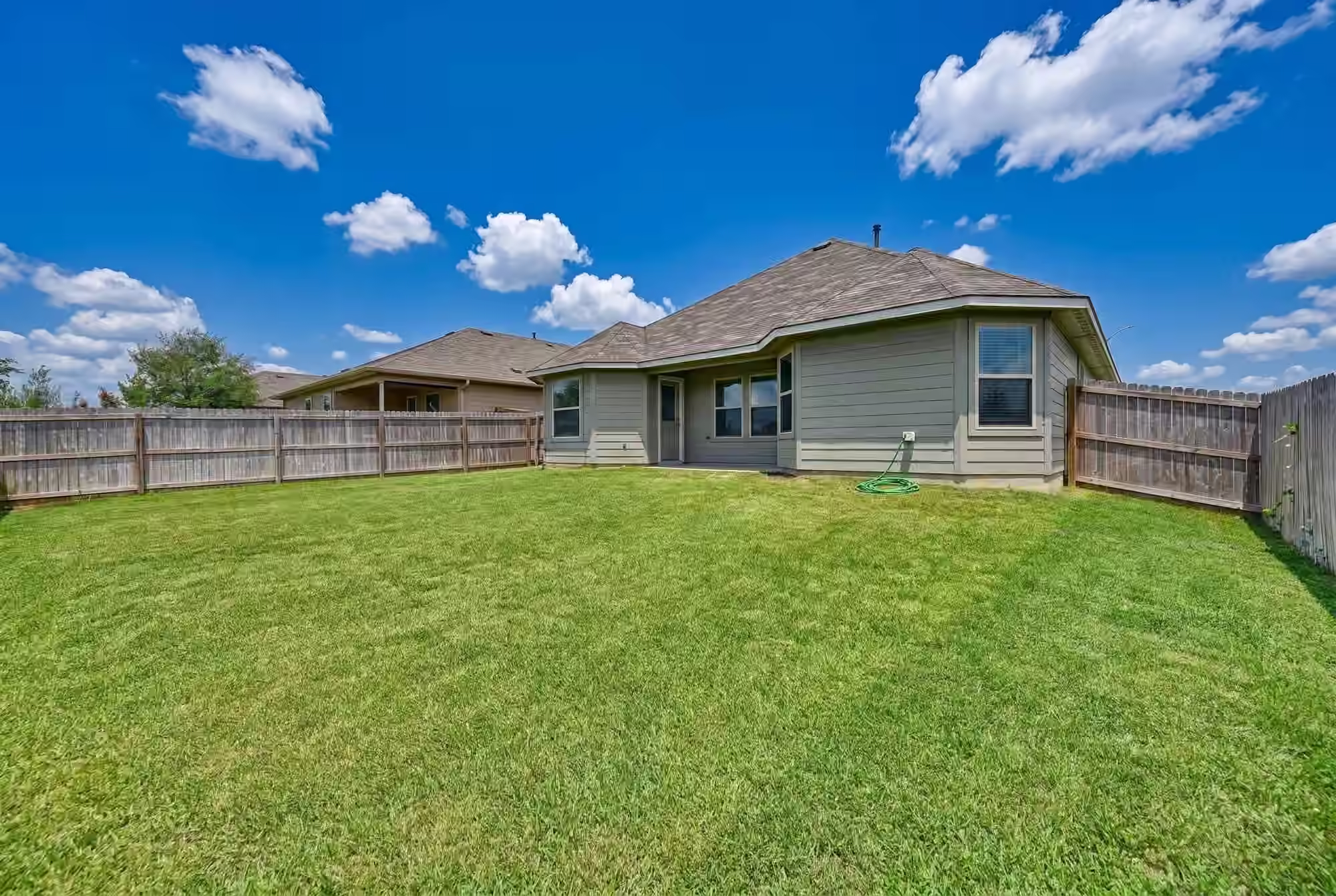 Photo 4 of 803 Davy Street, Brenham, TX