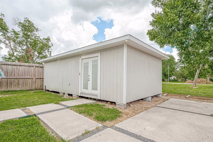 Photo 2 of 3014 Delia Street, Houston, TX