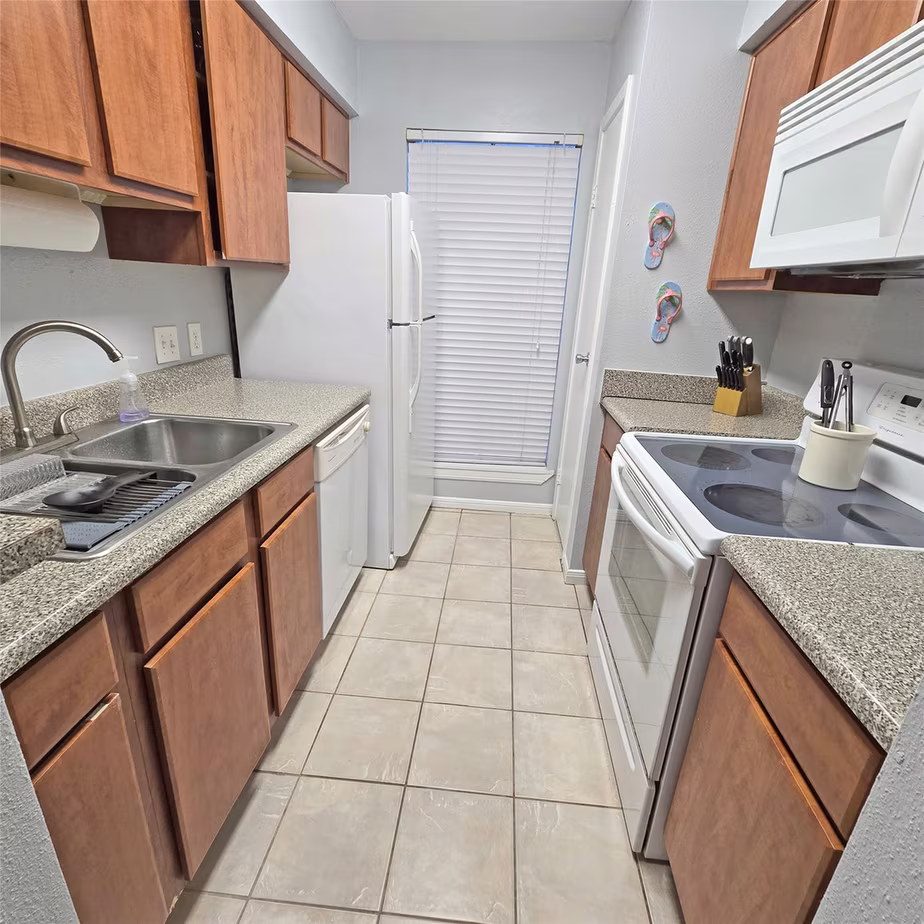 Photo 5 of 3506 Cove View Boulevard 1313, Galveston, TX