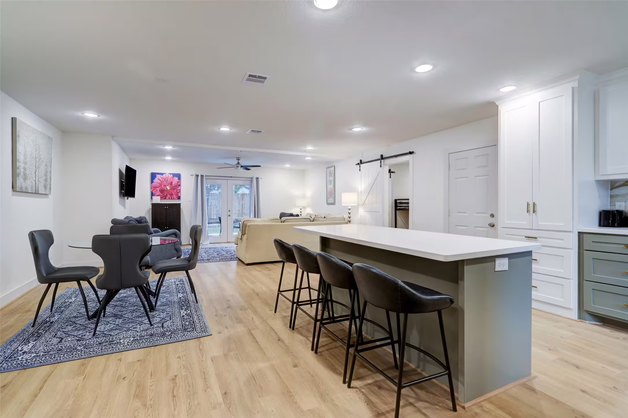Photo 6 of 4009 Woodshire Street, Houston, TX