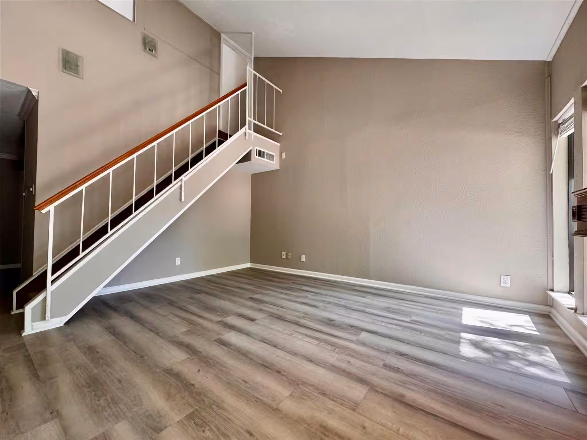 Photo 4 of 10811 Richmond Avenue 54, Houston, TX