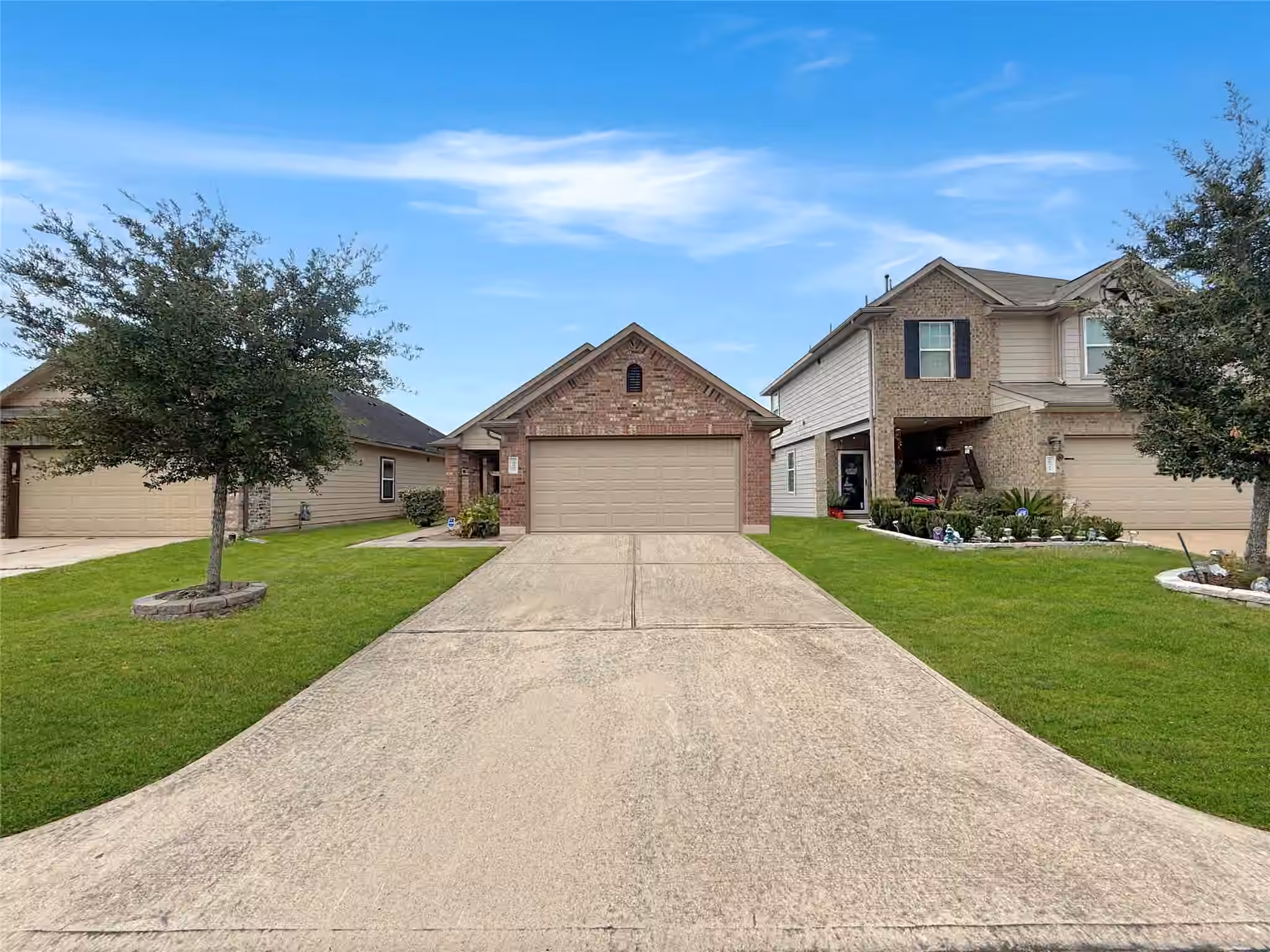 Photo of 10307 Solitude Way, Houston, TX 77044