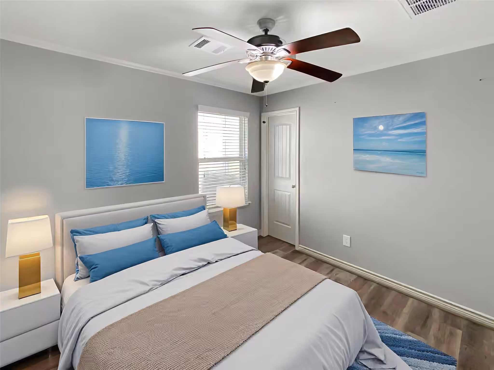 Photo 4 of 10307 Solitude Way, Houston, TX