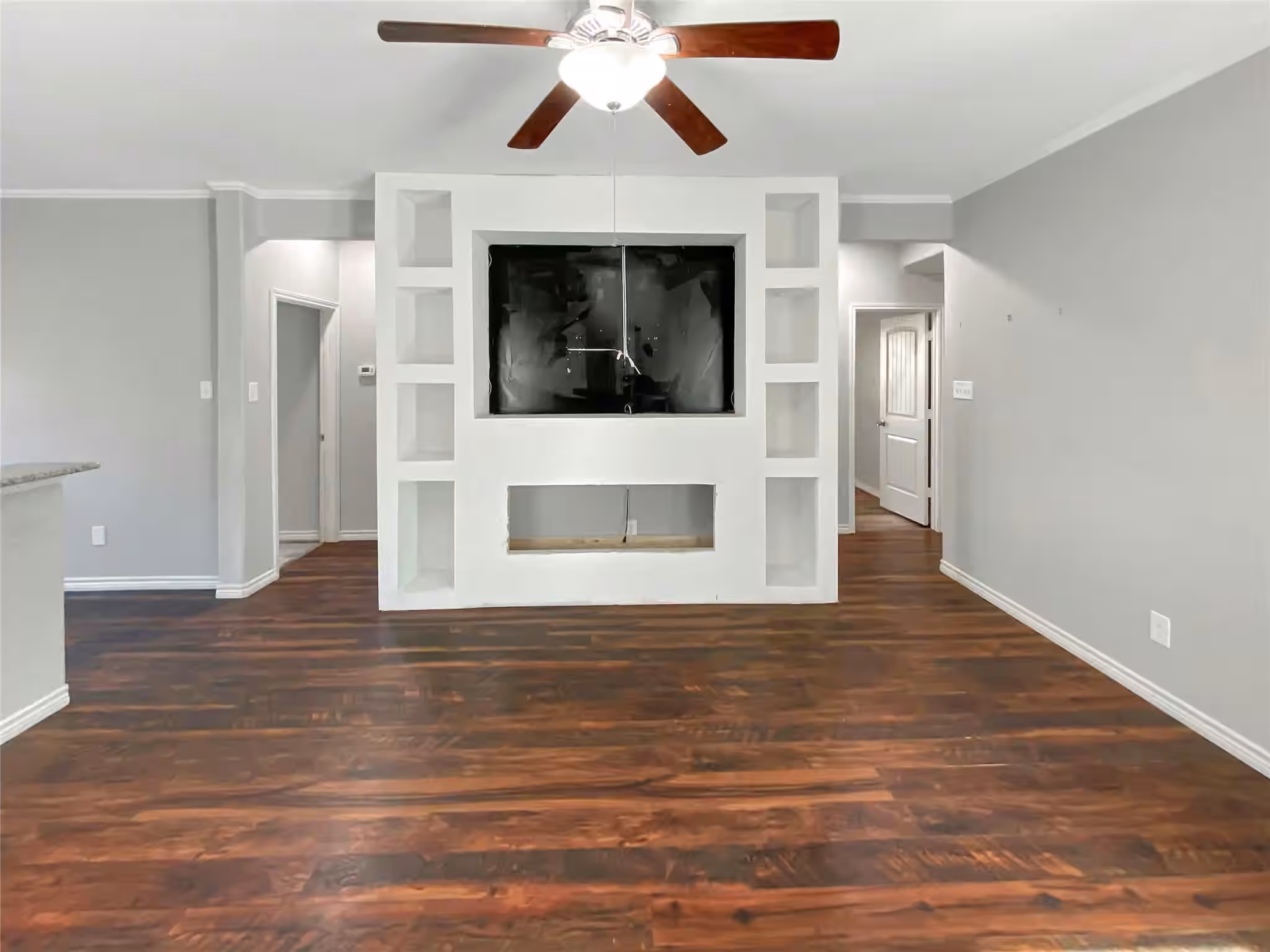 Photo 7 of 10307 Solitude Way, Houston, TX