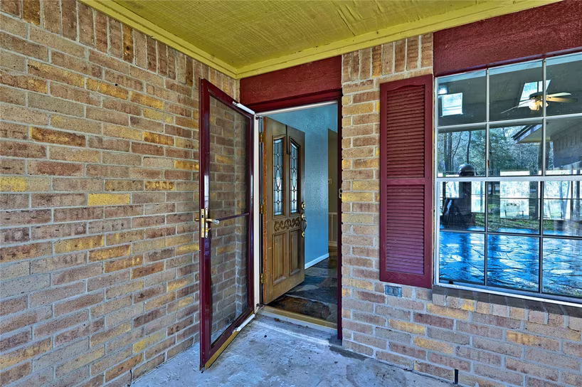 Photo 3 of 15823 Stagecoach Road, Stagecoach, TX
