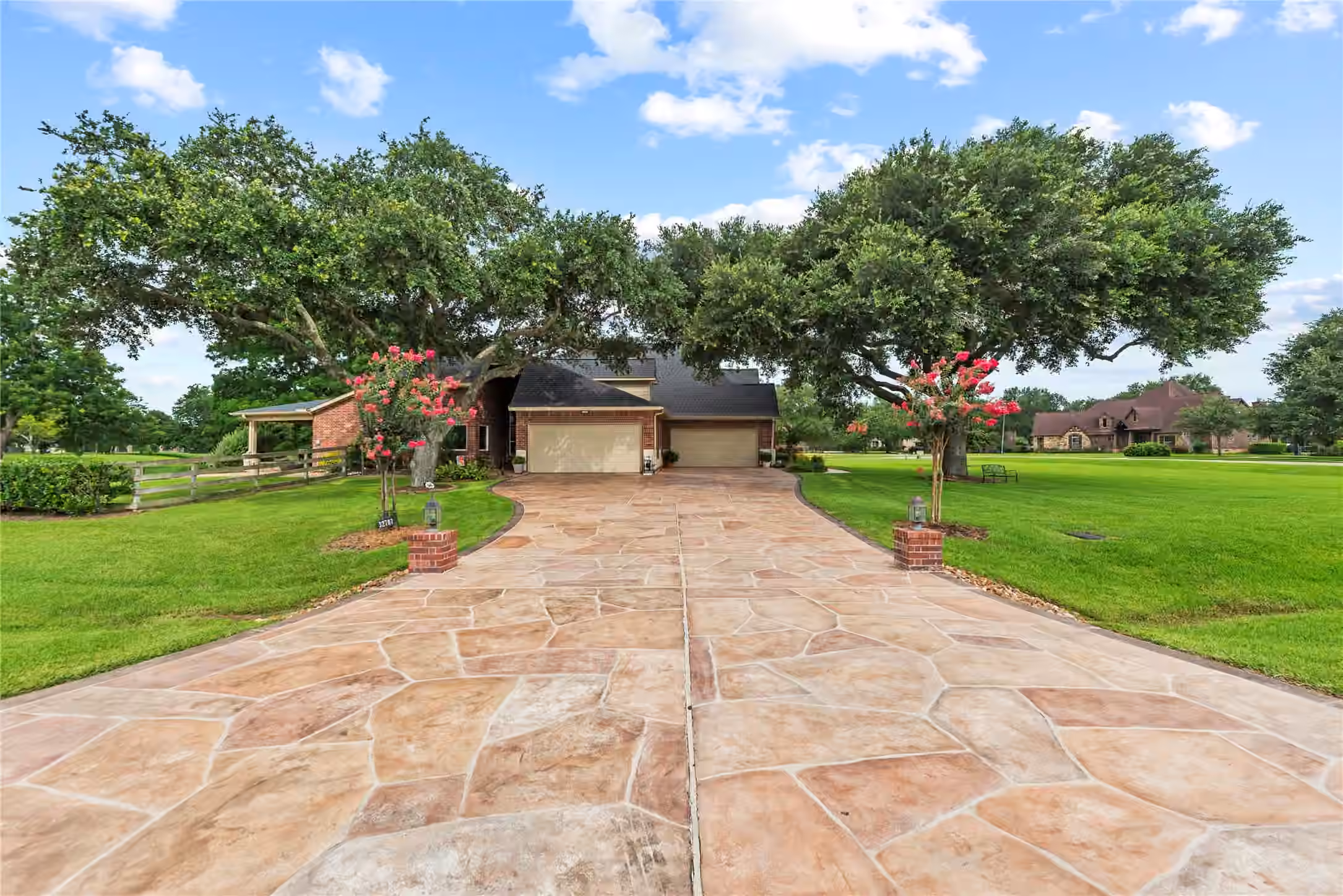 Photo 5 of 32707 Westminster Drive, Fulshear, TX