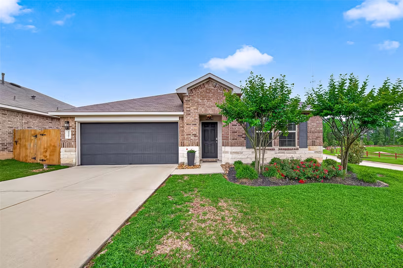 Photo 2 of 40402 Red Poppy Lane, Magnolia, TX