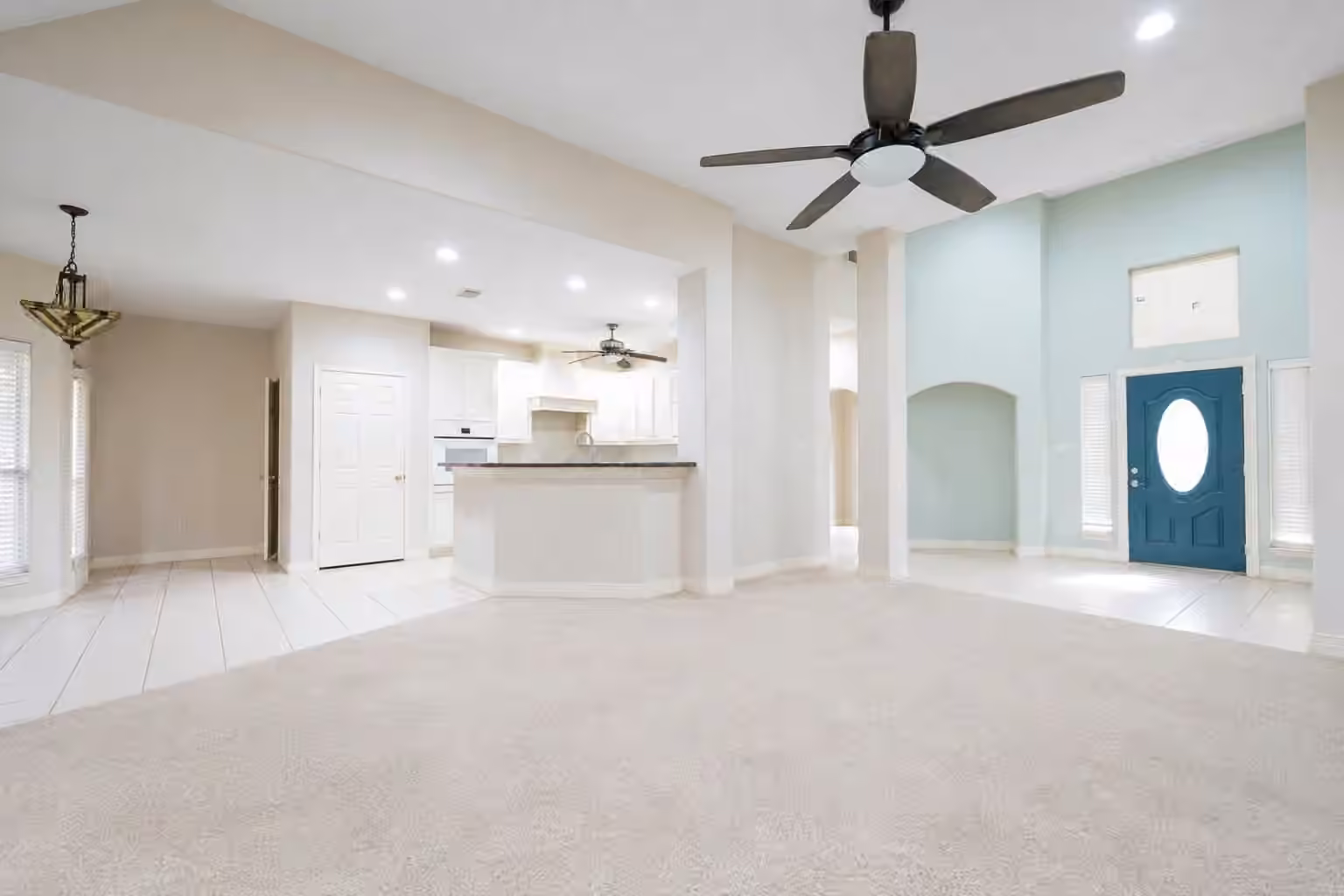 Photo 6 of 757 Forest Lane Drive, Conroe, TX