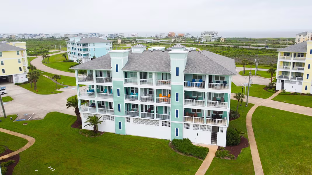 Photo 4 of 26441 Cat Tail Drive 202, Galveston, TX