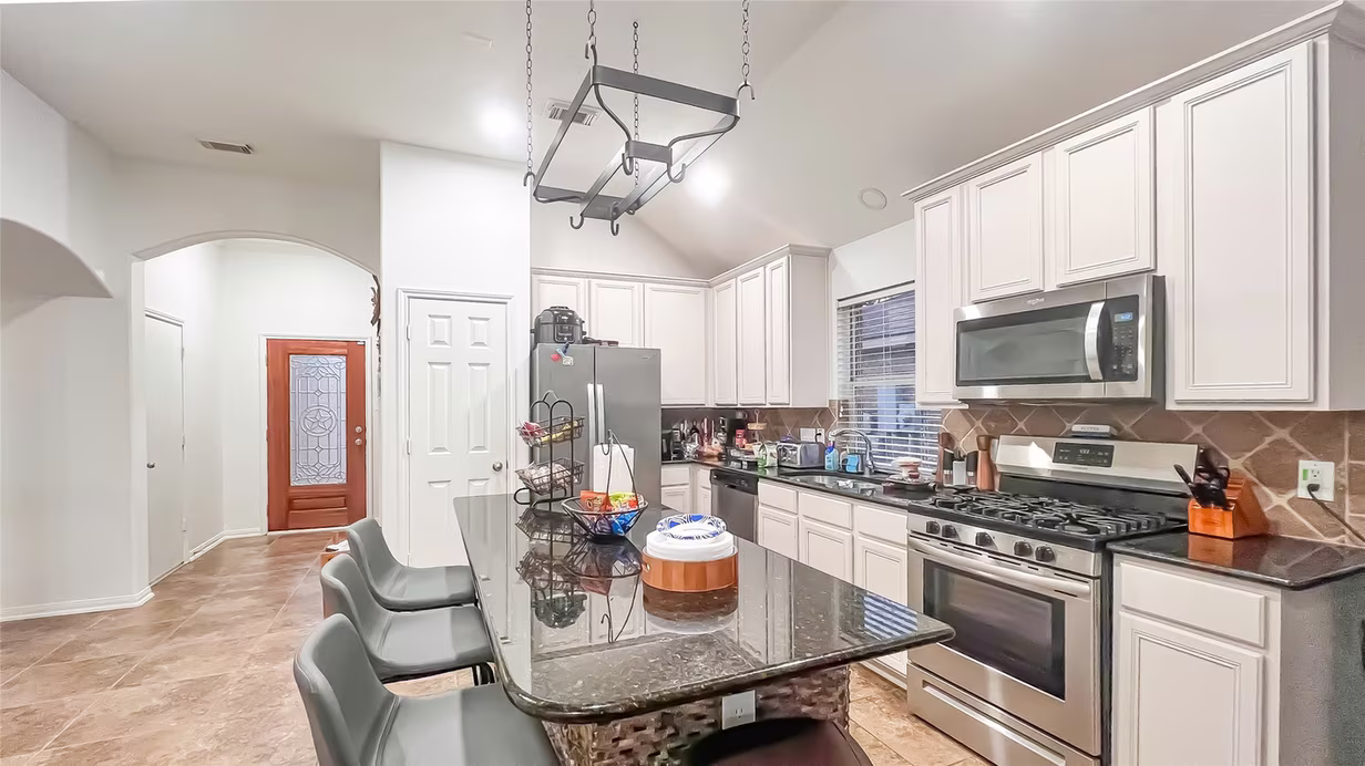 Photo 4 of 9923 Opal Rock Drive Drive, Rosharon, TX